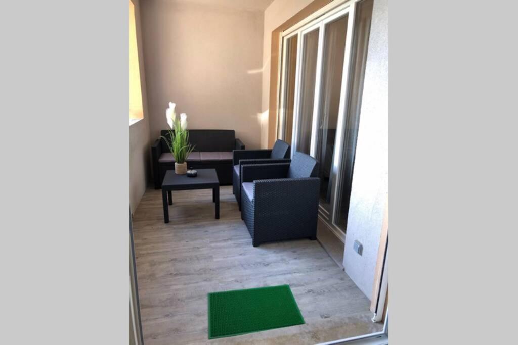 Charmant Appartement Bord De Mer, Plage Cagnes-sur-Mer Dış mekan fotoğraf