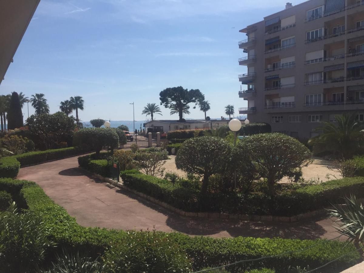 Charmant Appartement Bord De Mer, Plage Cagnes-sur-Mer Dış mekan fotoğraf