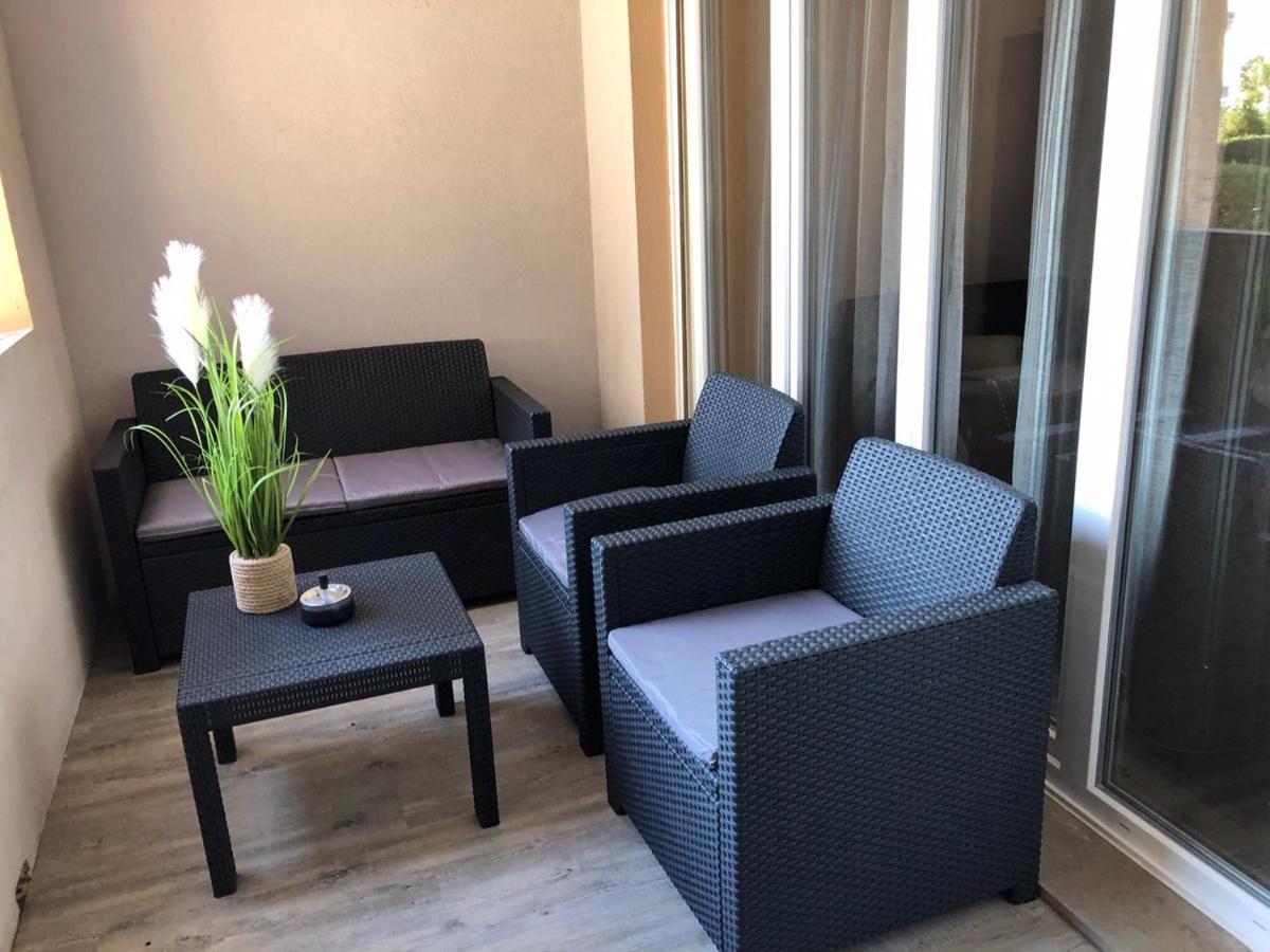 Charmant Appartement Bord De Mer, Plage Cagnes-sur-Mer Dış mekan fotoğraf
